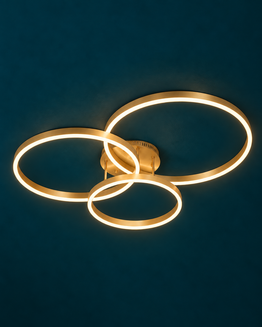 Plafonnier LED 3 Anneaux Dorés